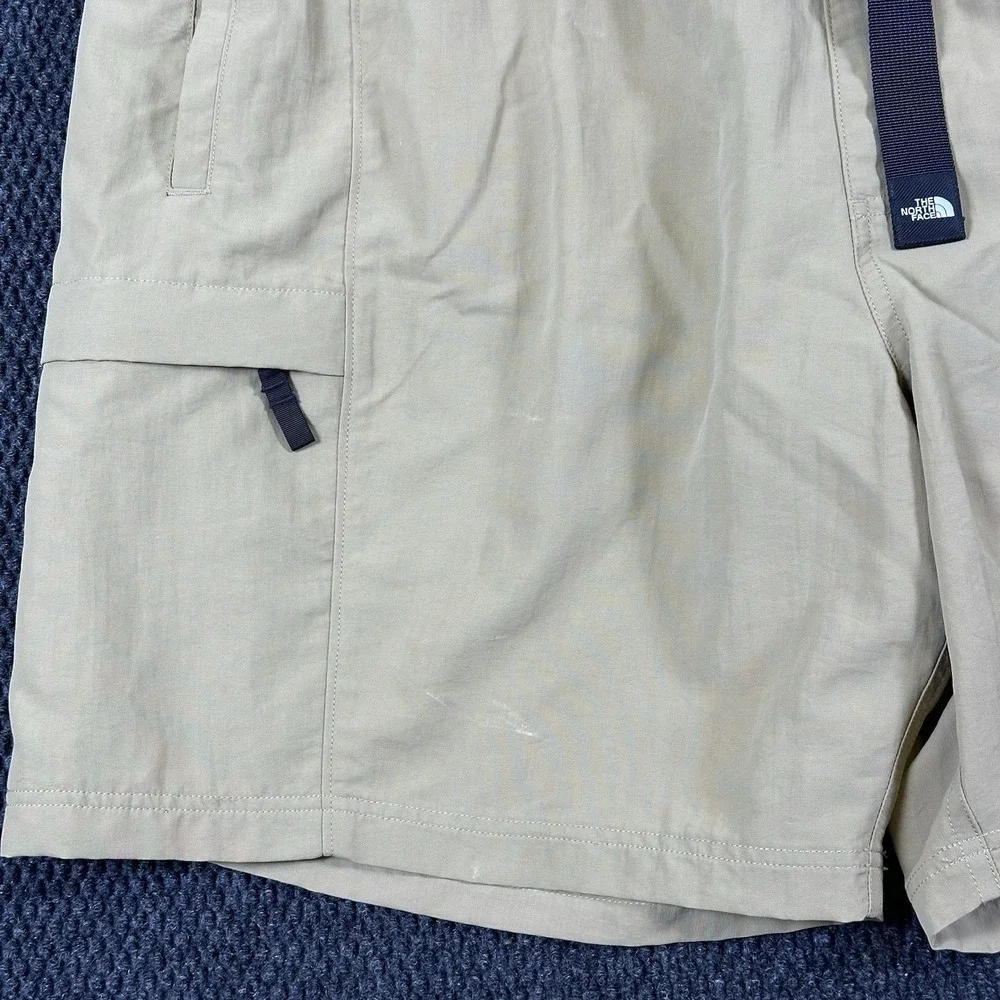 The North Face Shorts Men's 2XL Tan Mesh Lined Swim Hiking Hybrid Outdoors